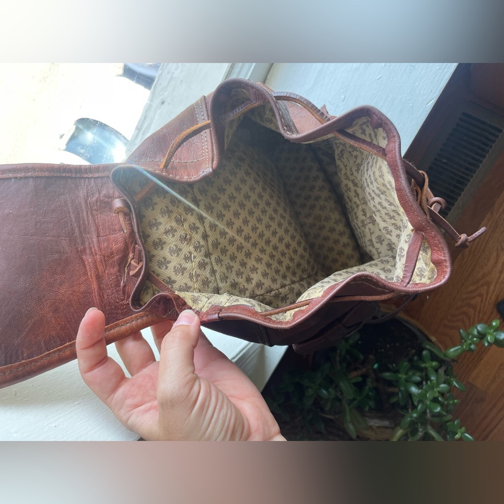 Portuguese leather mini backpack - Picture 3 of 3